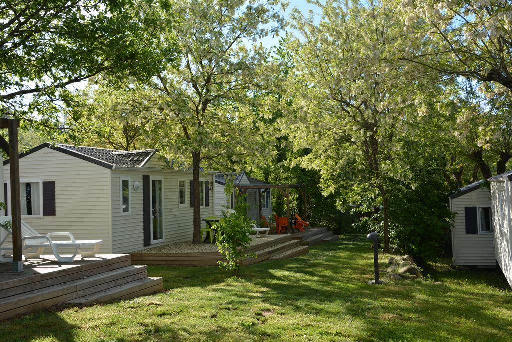 Camping La Digue Chauzon Exterior foto